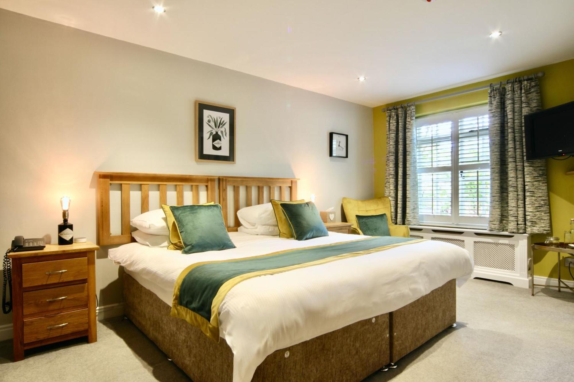 The Wensleydale Heifer Hotel Лейбърн Екстериор снимка